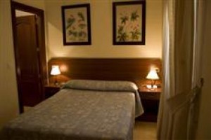 Los Gallos Guest House Casabermeja Image