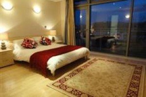 Luxury Rooms Bristol Image