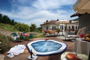 Marcarini Agriturismo Neviglie voted  best hotel in Neviglie