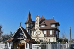 Marie Antoinette Apartments Cabourg Image