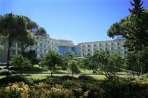 Maritim Pine Beach Resort Image