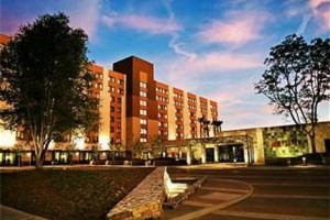 Los Angeles Marriott Burbank Airport voted 6th best hotel in Burbank 