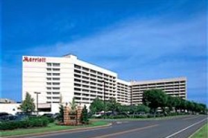 Long Island Marriott Hotel & Conference Center voted  best hotel in Uniondale