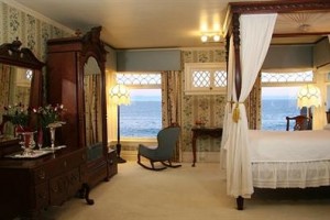 Martine Inn Pacific Grove Image