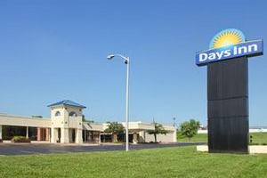 Masters Inn Cave City Image