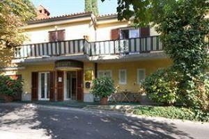 Maygut Apartments Image