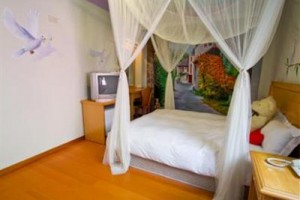 Mayzen B&B Sun Moon Lake Image