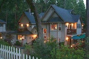 McCaffrey House Bed and Breakfast Inn Image