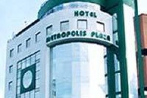 Metropolis Plaza Hotel Image