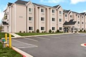 Microtel Inn & Suites Rogers Image