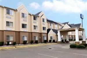 Microtel Inn Lafayette Image