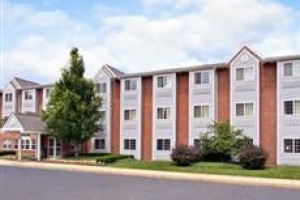 Microtel Inn & Suites West Chester Image