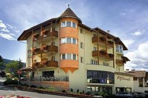 Millanderhof Hotel Bressanone Image