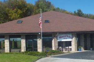 Mineral Wells Inn And Suites Image