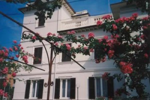 Minotel Villa Pina Image