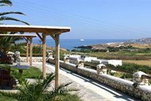 Mirsini Studios voted  best hotel in Parasporos