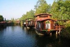 Mom Chailai River Retreat Nakhon Pathom Image