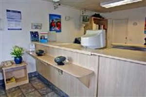 Motel 6 Camarillo Image
