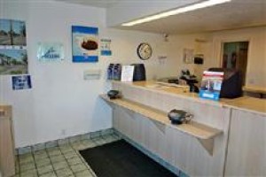 Motel 6 Redding Central Image