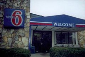 Motel 6 Columbus Hilliard Image