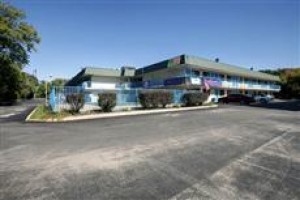 Americas Best Value Inn & Suites-Walker Grand Rapids North Image