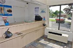 Motel 6 Hartford Southington Image