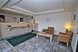 Motel 6 Leominster Image