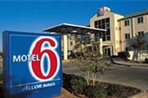 Motel 6 Sandusky-Milan Image