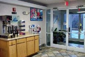 Motel 6 Statesville Image