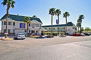 Motel 6 Yuma East Image