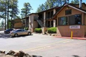 Motel in the Pines voted  best hotel in Munds Park