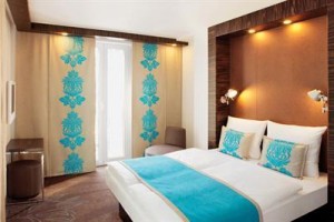 Motel One Munchen-Garching Image