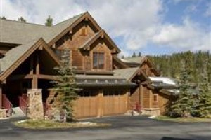 Mountain Thunder Lodge voted  best hotel in Breckenridge