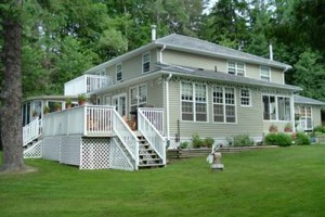 Muskoka Moments Housekeeping Cottages Image