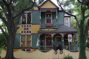 MY Victorian Bed and Breakfast Image
