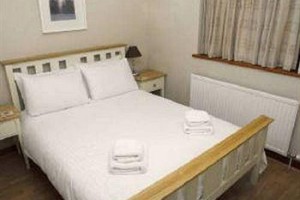 Nags Head Hotel St. Neots Image