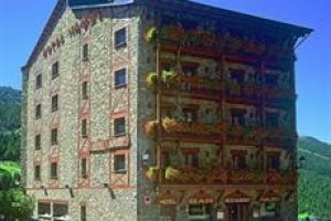Hotel Naudi voted 9th best hotel in Soldeu