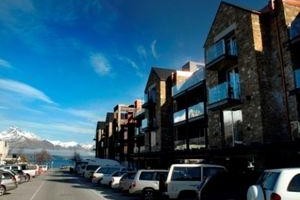 Nomads Queenstown Backpackers Image