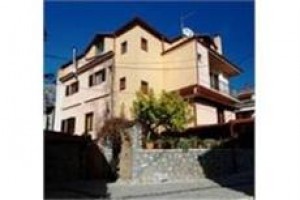Nostos Pension Arachova Image