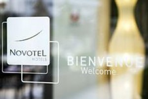 Novotel Evry Courcouronnes Image