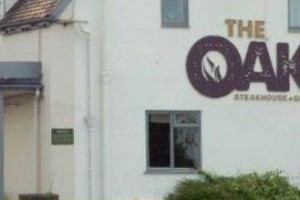 Oak Inn Image