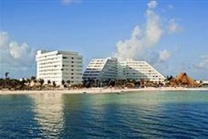 Oasis Palm Beach Resort Cancun Image