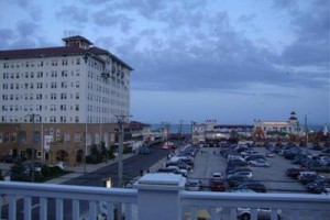 Ocean Manor Hotel Image
