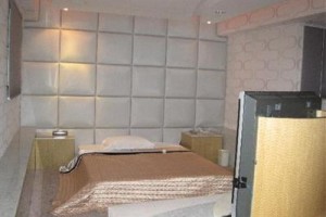 Oh Ya Boutique Motel Jhushan Image