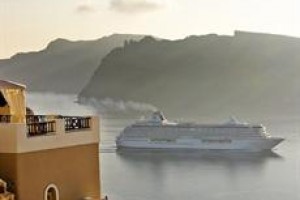 Art Maisons Luxury Santorini Hotels: Aspaki & Oia Castle Image