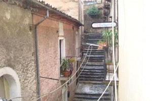 Old Garden Bed & Breakfast Cosenza Image