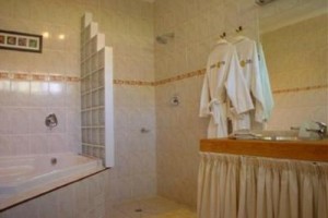 101 Oudtshoorn Holiday Accommodation Image