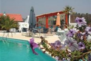 Os Dois Galos Hotel-Restaurant Image