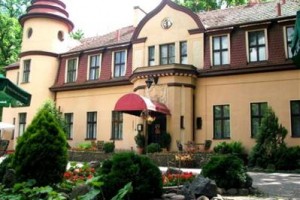 Palacyk Pod Lipami voted 3rd best hotel in Swarzedz