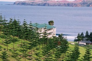 Panorama Seaside Apartments Image